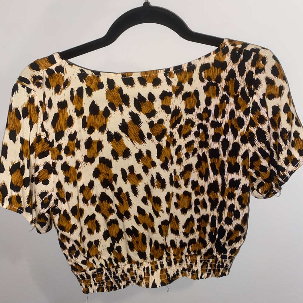 LA Hearts small cheetah top. Size small.